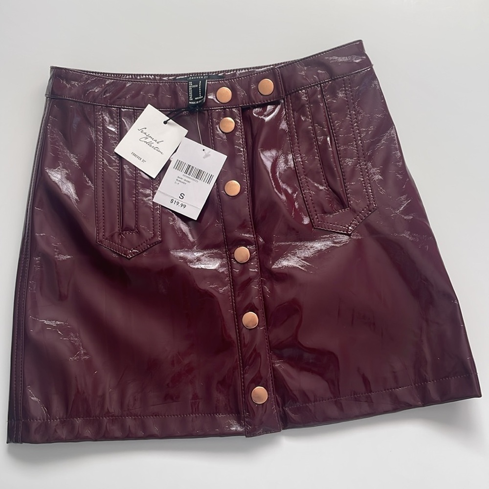 Forever 21 F21 Burgundy Mini Skirt Button